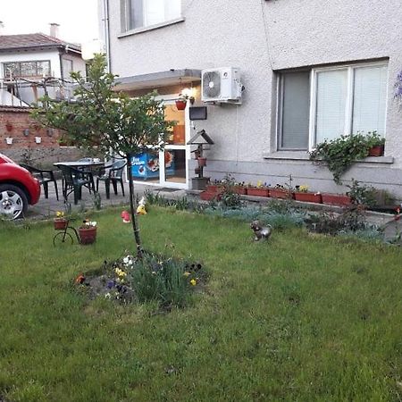 Владимировата Къща Kalofer Eksteriør bilde